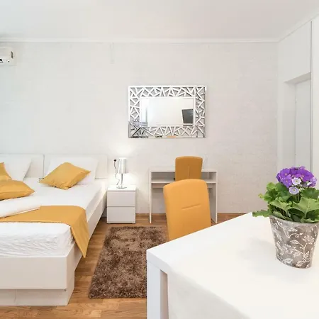 بيت ضيافة Voinic 3 3*