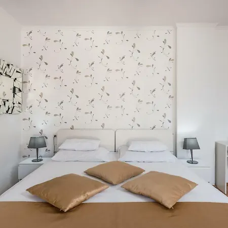 بيت ضيافة Voinic 3