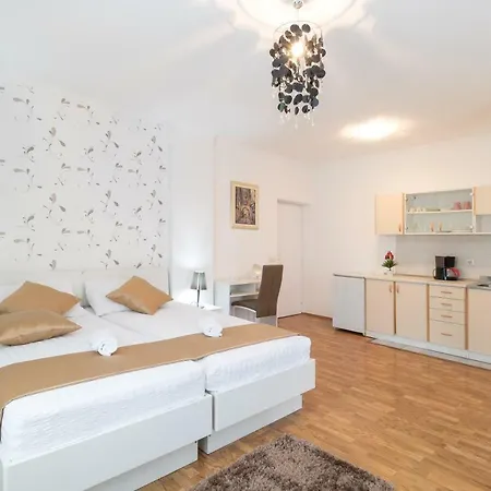 Voinic 3 3* تْسافتات