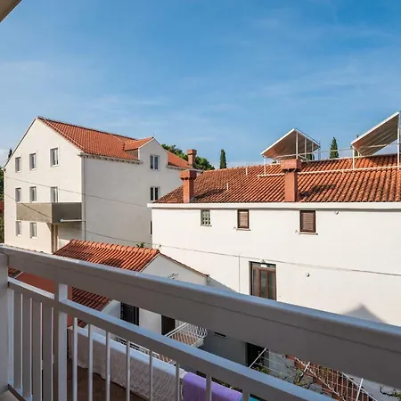 Voinic 3 3* تْسافتات