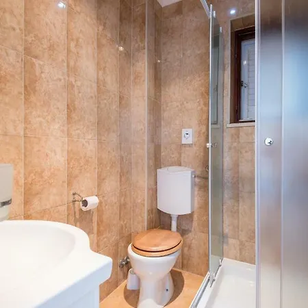 بيت ضيافة Voinic 3 3*