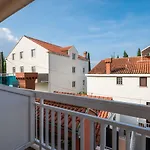 Voinic 3 Guest house