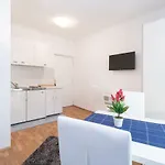 Guest house Voinic 3 3*