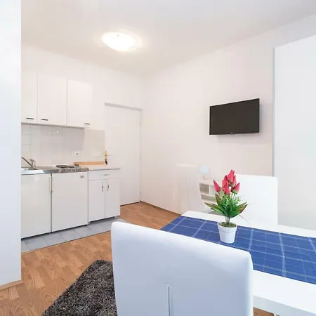 Guest house Voinic 3 3*