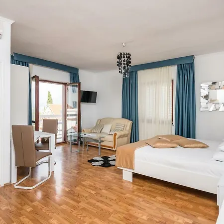 Voinic 3 Guest house